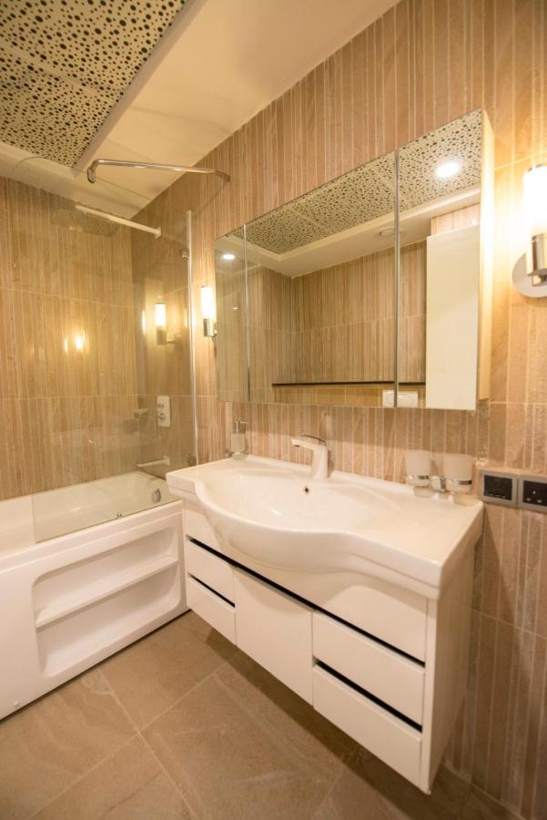 Centaurus Hotel Suites 이슬라마바드 외부 사진