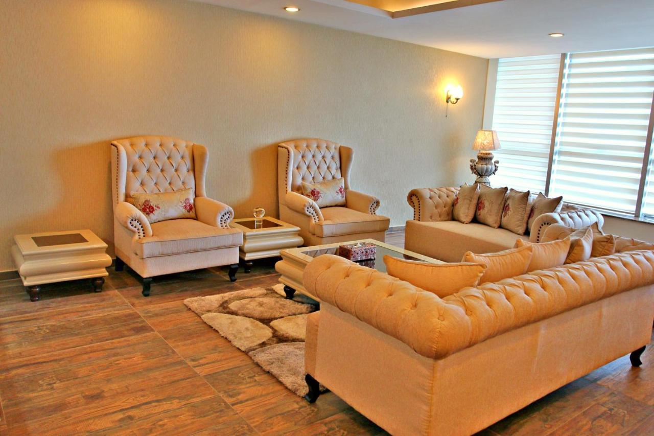 Centaurus Hotel Suites 이슬라마바드 외부 사진