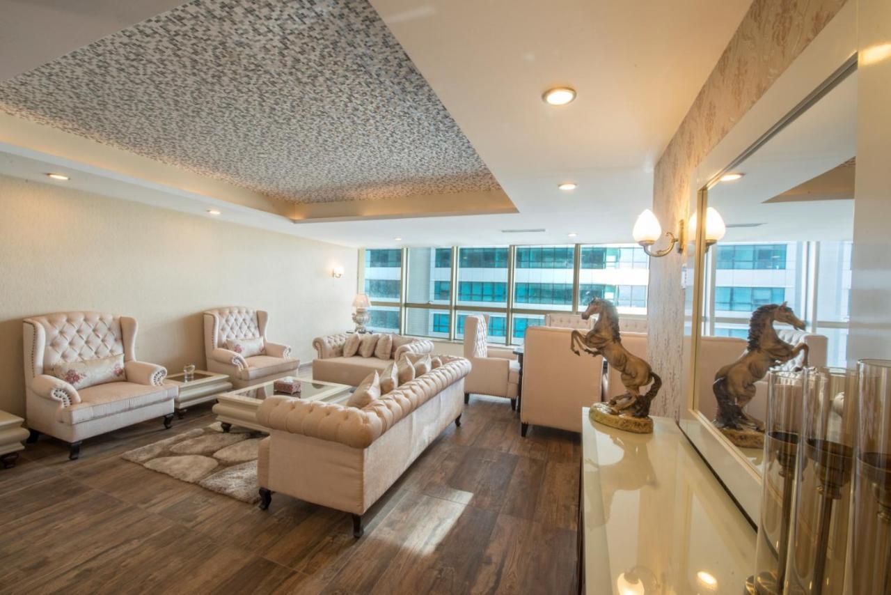Centaurus Hotel Suites 이슬라마바드 외부 사진