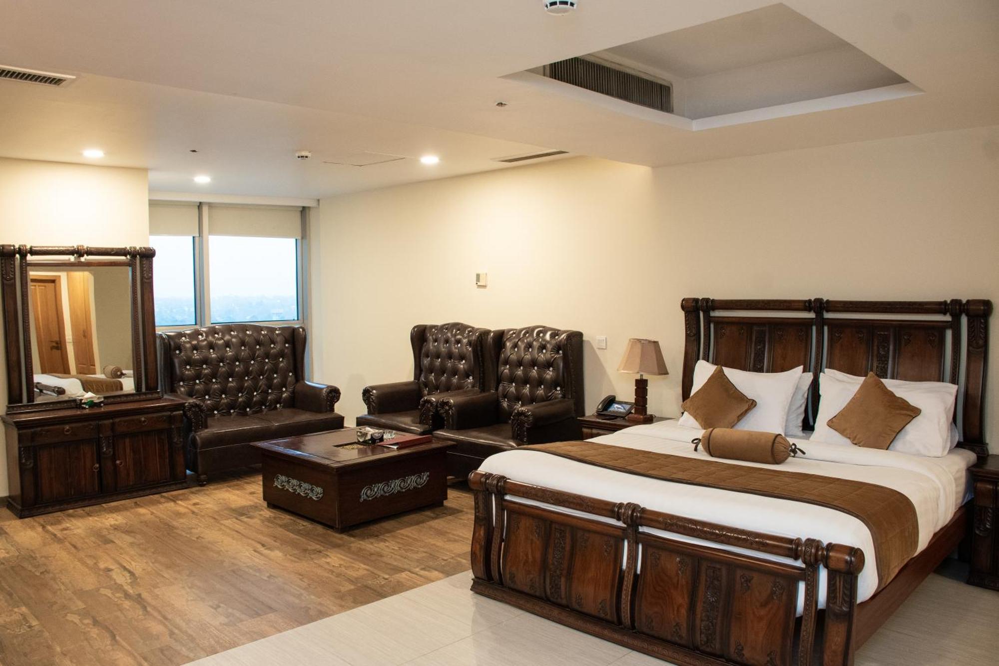 Centaurus Hotel Suites 이슬라마바드 외부 사진