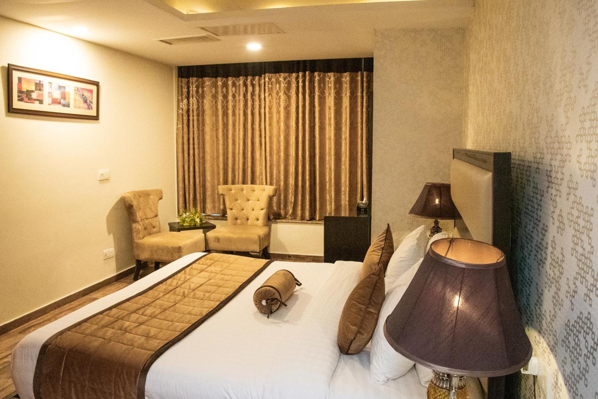 Centaurus Hotel Suites 이슬라마바드 외부 사진