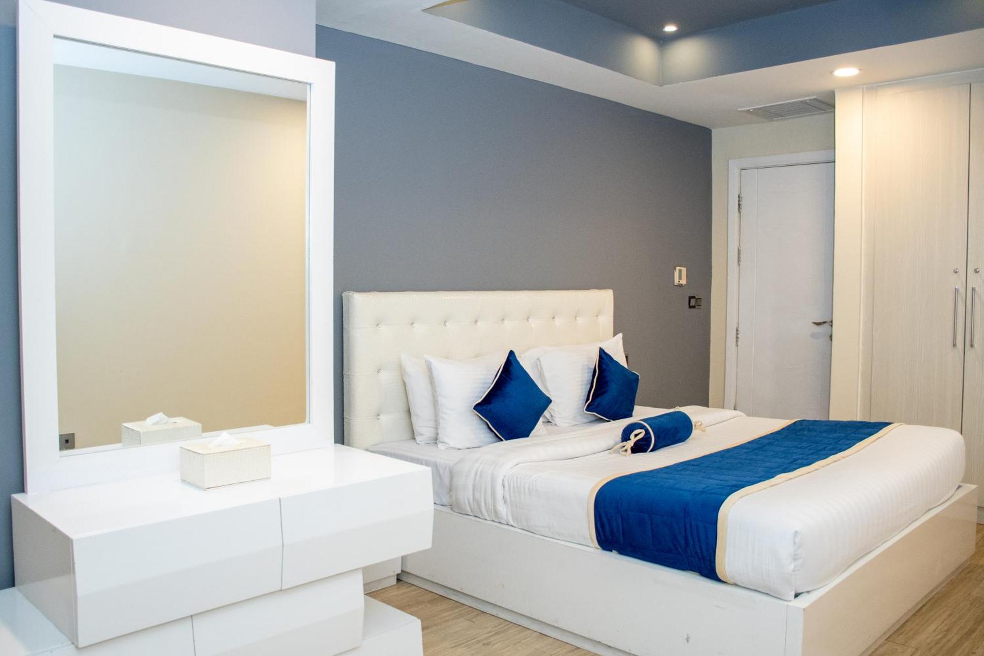Centaurus Hotel Suites 이슬라마바드 외부 사진